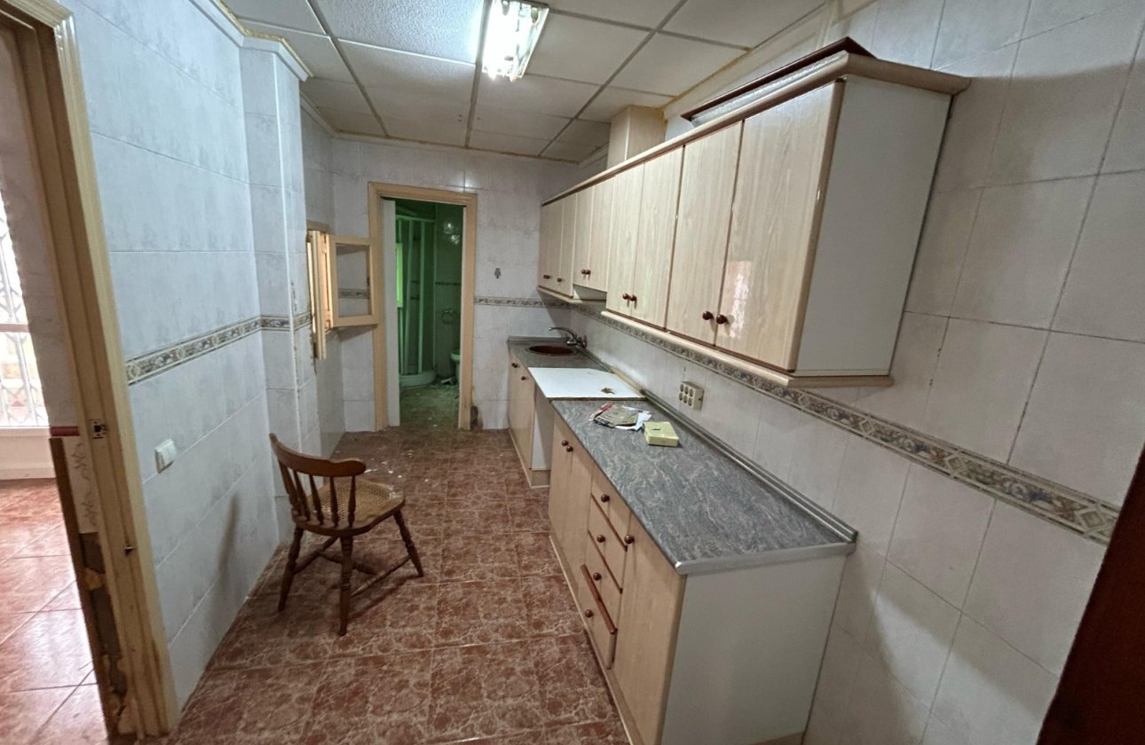 Resale - Villa -
Torrevieja - Costa Blanca