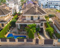 Resale - Villa -
Torrevieja - Costa Blanca