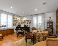 Resale - Villa -
Torrevieja - Costa Blanca