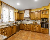 Resale - Villa -
Torrevieja - Costa Blanca