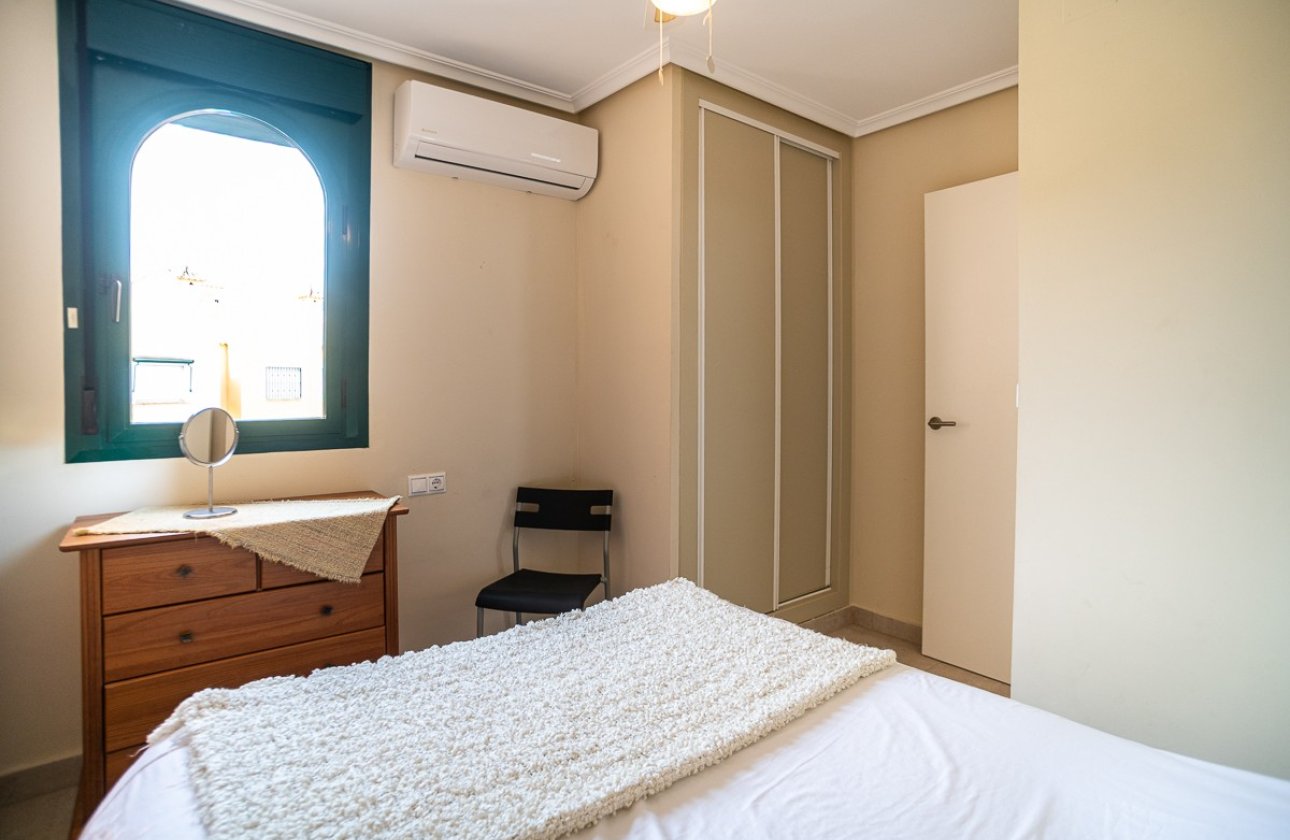 Resale - Villa -
Torrevieja - Costa Blanca