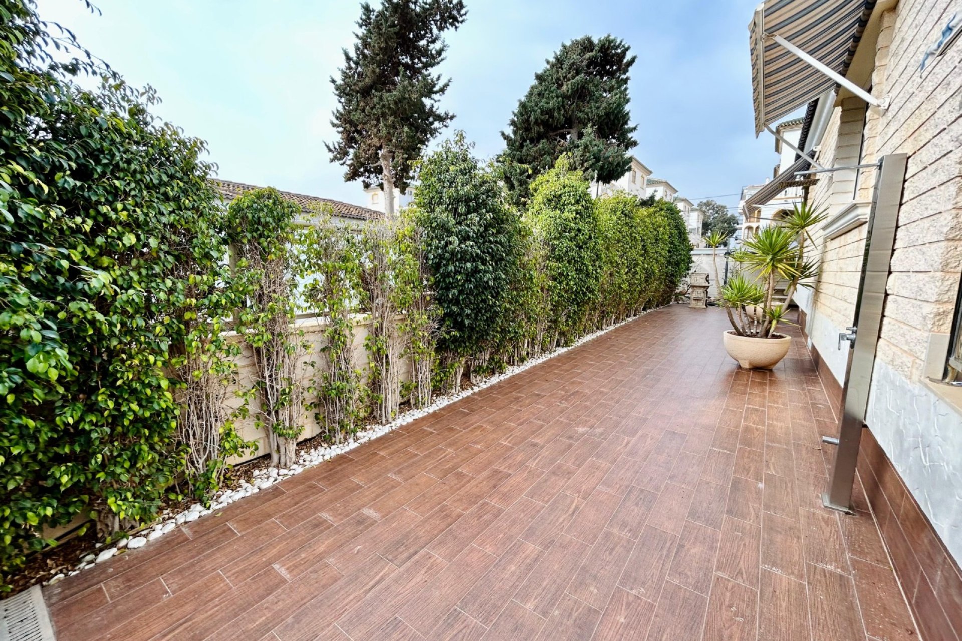 Resale - Villa -
Torrevieja - Costa Blanca