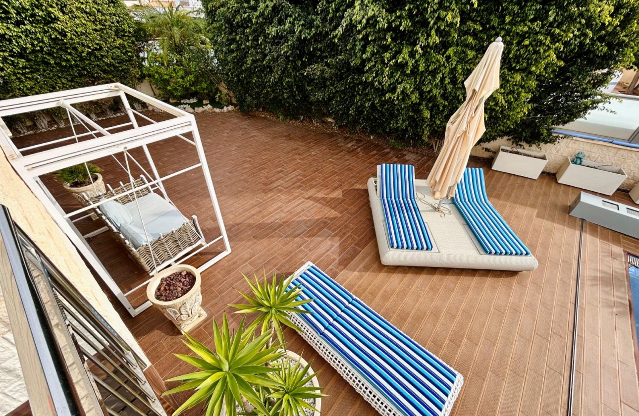 Resale - Villa -
Torrevieja - Costa Blanca