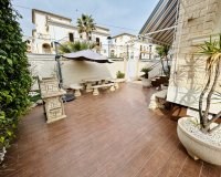 Resale - Villa -
Torrevieja - Costa Blanca