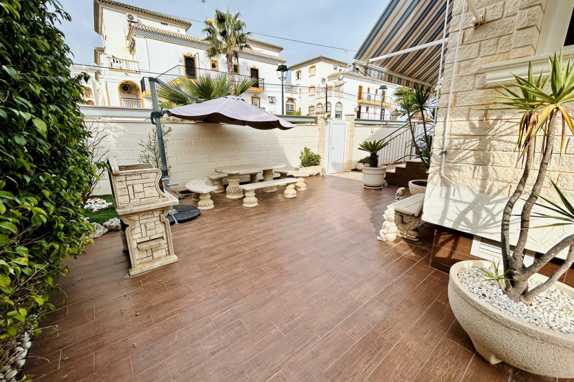 Resale - Villa -
Torrevieja - Costa Blanca