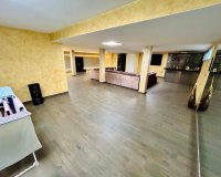 Resale - Villa -
Torrevieja - Costa Blanca