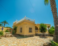 Resale - Villa -
Torrevieja - Costa Blanca