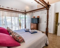 Resale - Villa -
Torrevieja - Costa Blanca