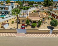 Resale - Villa -
Torrevieja - Costa Blanca
