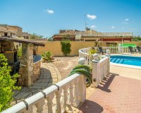 Resale - Villa -
Torrevieja - Costa Blanca