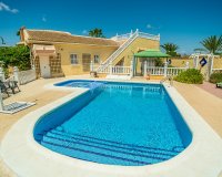 Resale - Villa -
Torrevieja - Costa Blanca