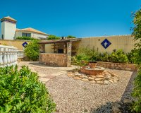 Resale - Villa -
Torrevieja - Costa Blanca