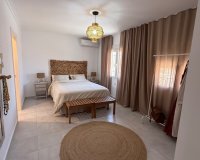Resale - Villa -
Torrevieja - Costa Blanca