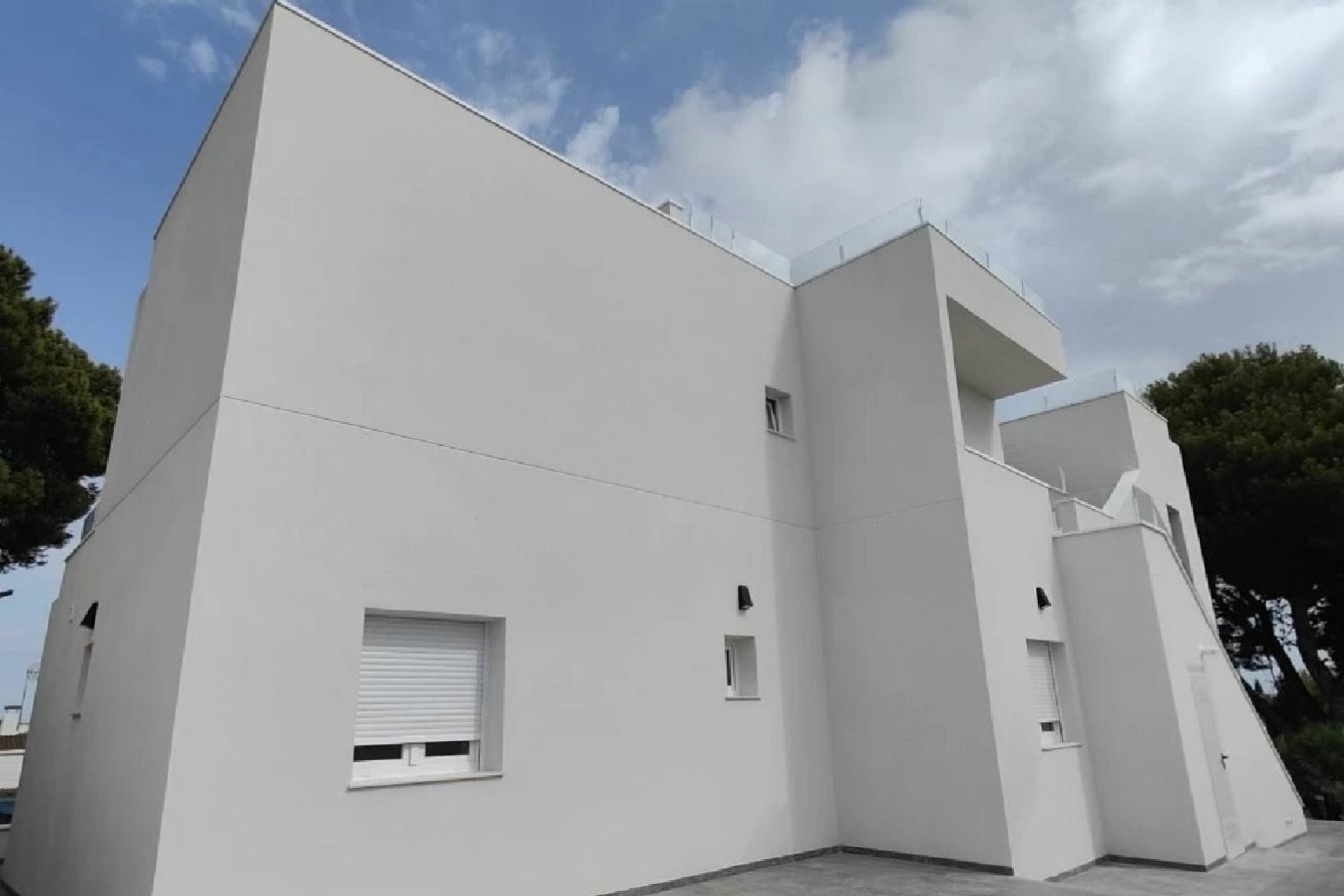 Resale - Villa -
Torrevieja - Costa Blanca