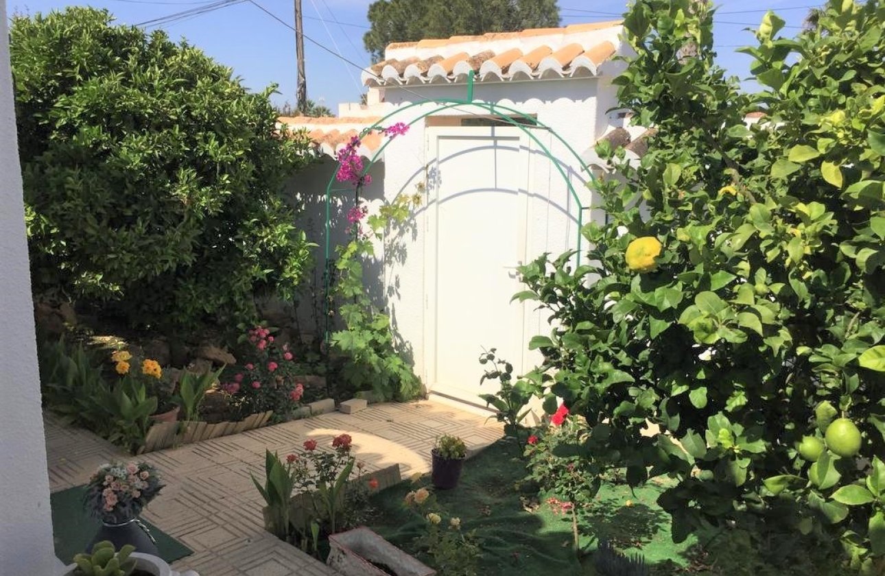 Resale - Villa -
Torrevieja - Costa Blanca