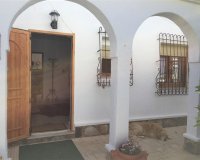 Resale - Villa -
Torrevieja - Costa Blanca