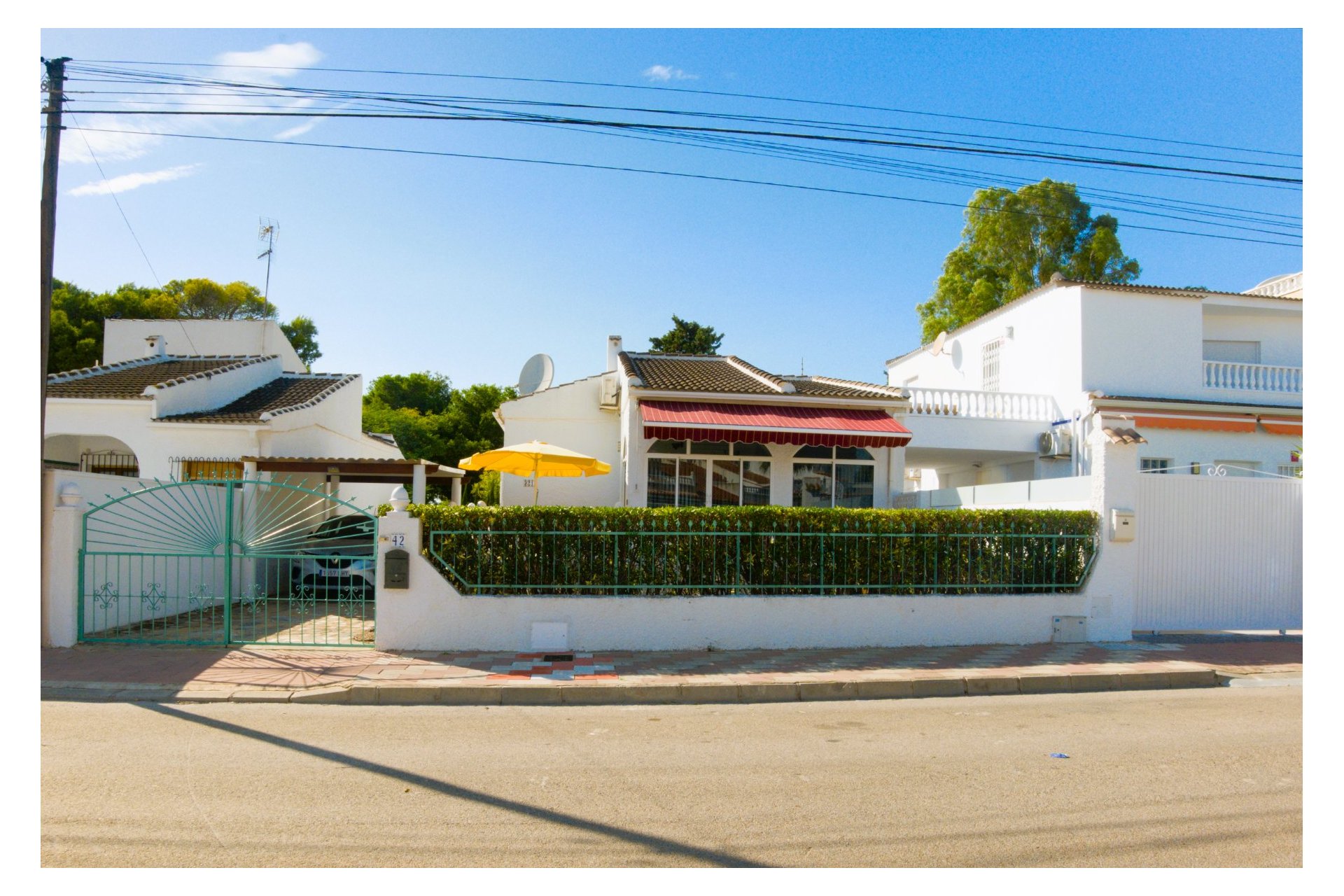 Resale - Villa -
Torrevieja - Costa Blanca