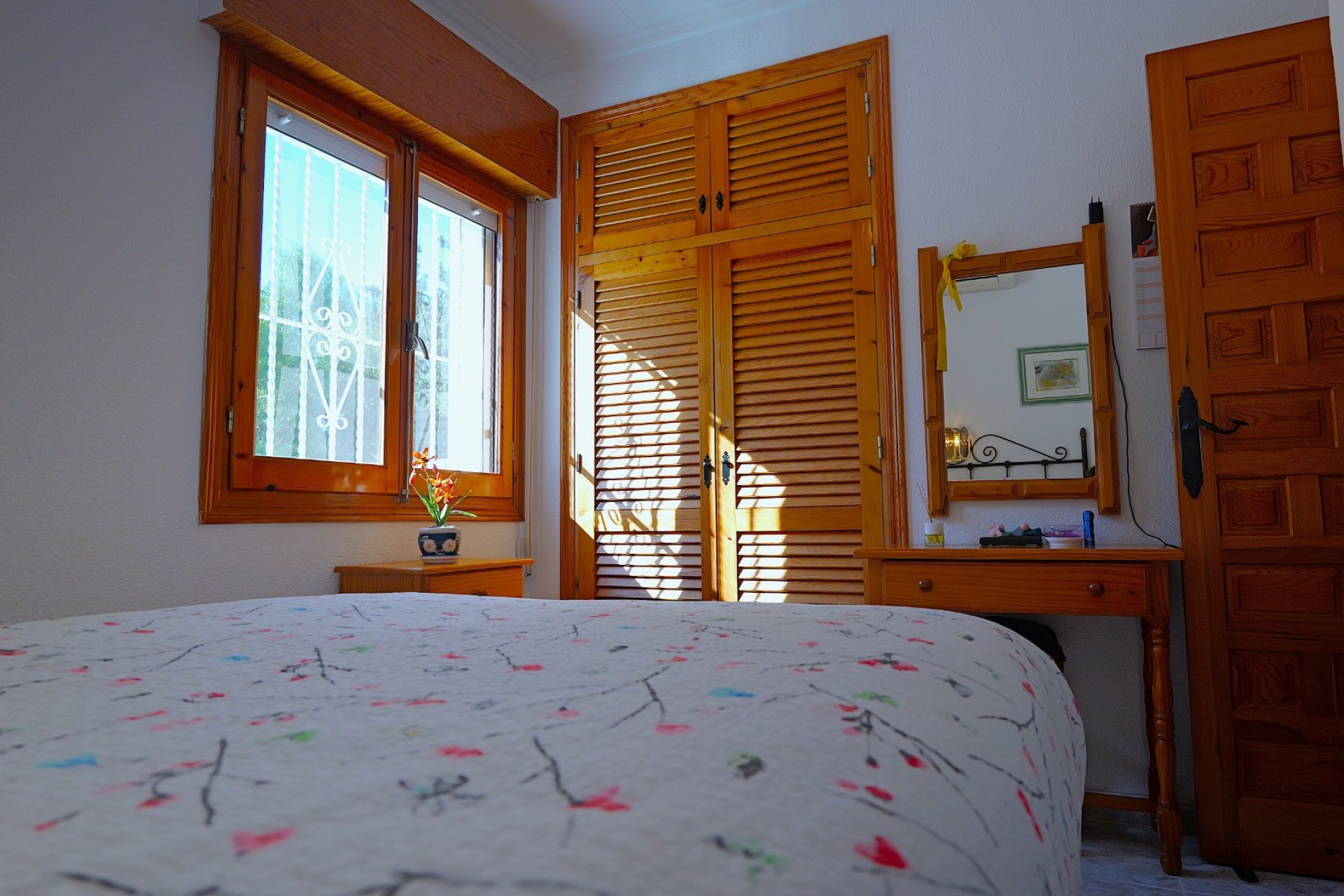 Resale - Villa -
Torrevieja - Costa Blanca