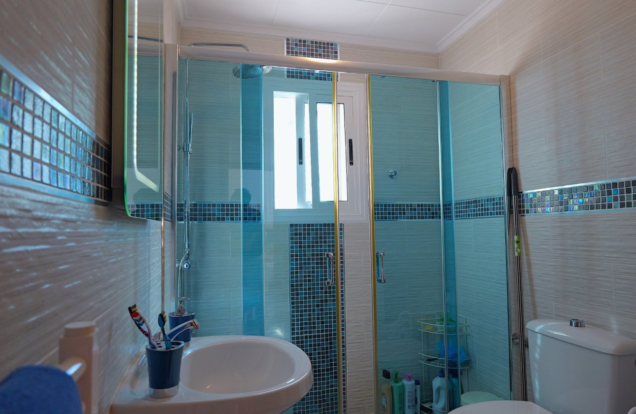 Resale - Villa -
Torrevieja - Costa Blanca