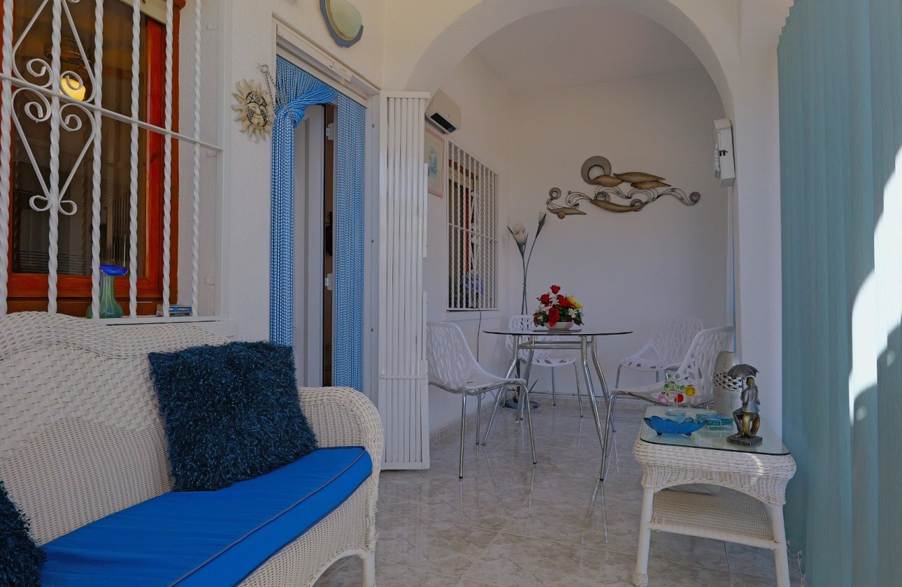 Resale - Villa -
Torrevieja - Costa Blanca