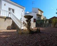 Resale - Villa -
Torrevieja - Costa Blanca