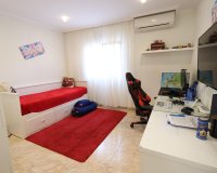 Resale - Villa -
Torrevieja - Costa Blanca