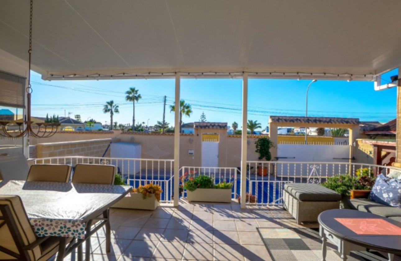 Resale - Villa -
Torrevieja - Costa Blanca