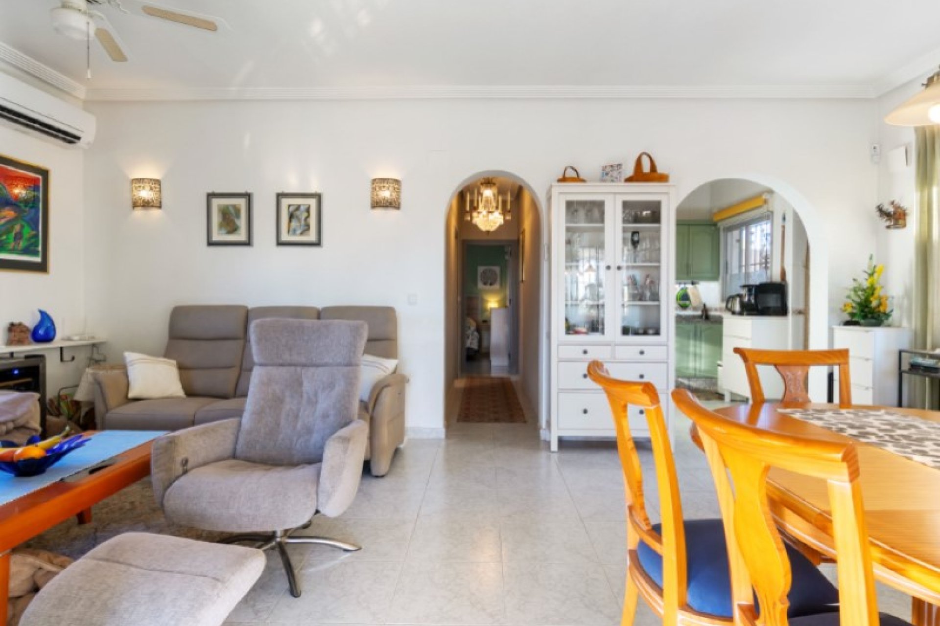 Resale - Villa -
Torrevieja - Costa Blanca