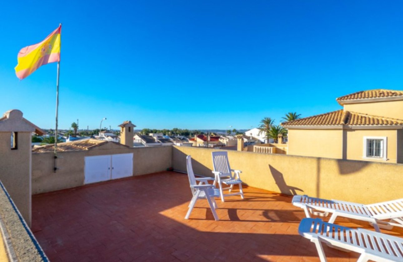 Resale - Villa -
Torrevieja - Costa Blanca