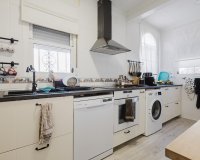 Resale - Villa -
Torrevieja - Costa Blanca