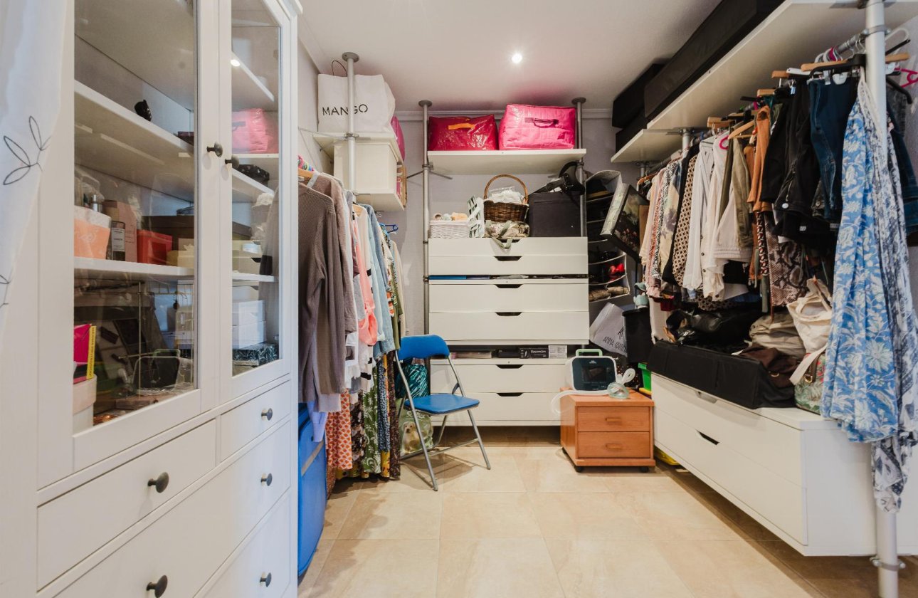 Resale - Villa -
Torrevieja - Costa Blanca