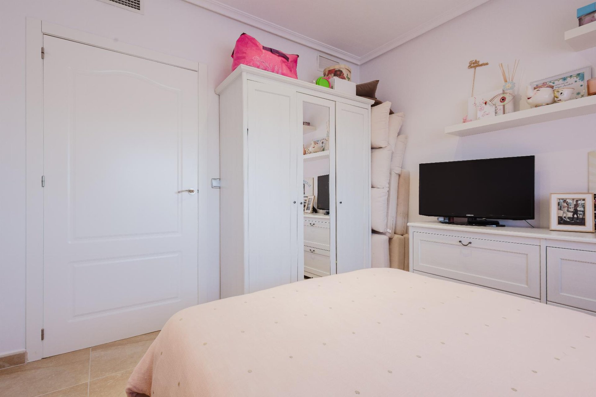 Resale - Villa -
Torrevieja - Costa Blanca