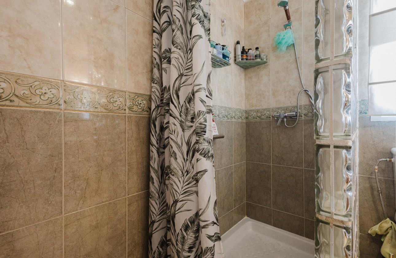 Resale - Villa -
Torrevieja - Costa Blanca