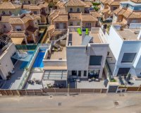 Resale - Villa -
Torrevieja - Costa Blanca