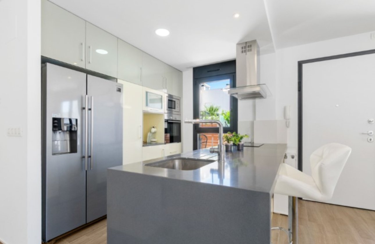 Resale - Villa -
Torrevieja - Costa Blanca