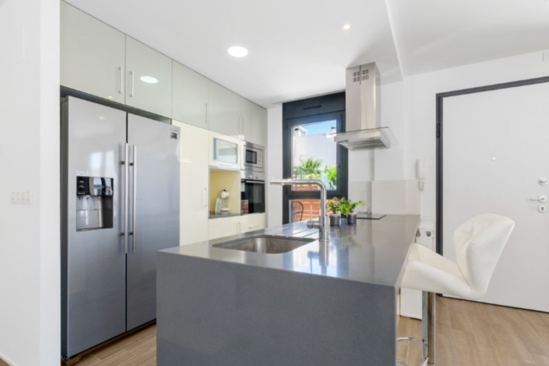 Resale - Villa -
Torrevieja - Costa Blanca