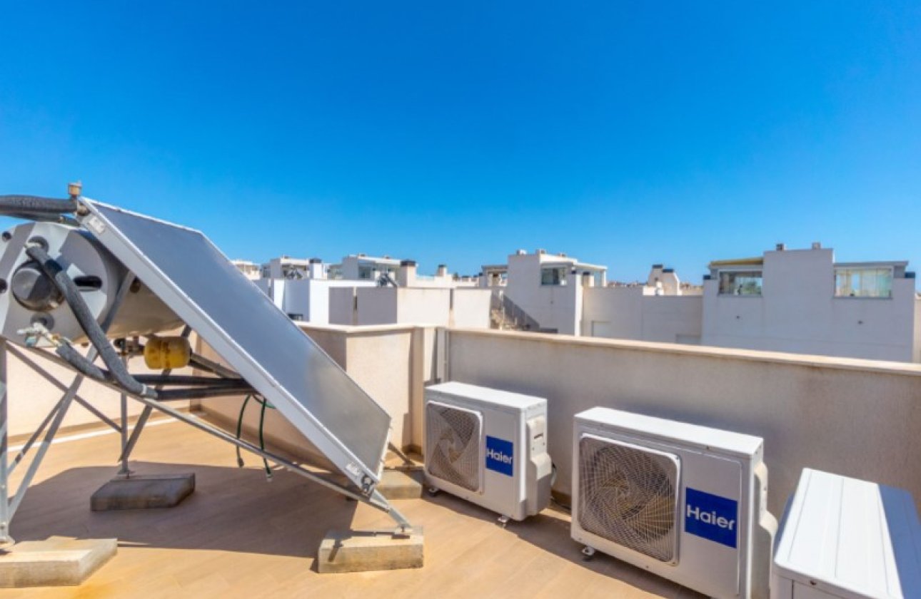 Resale - Villa -
Torrevieja - Costa Blanca