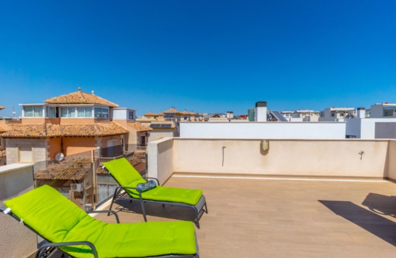 Resale - Villa -
Torrevieja - Costa Blanca
