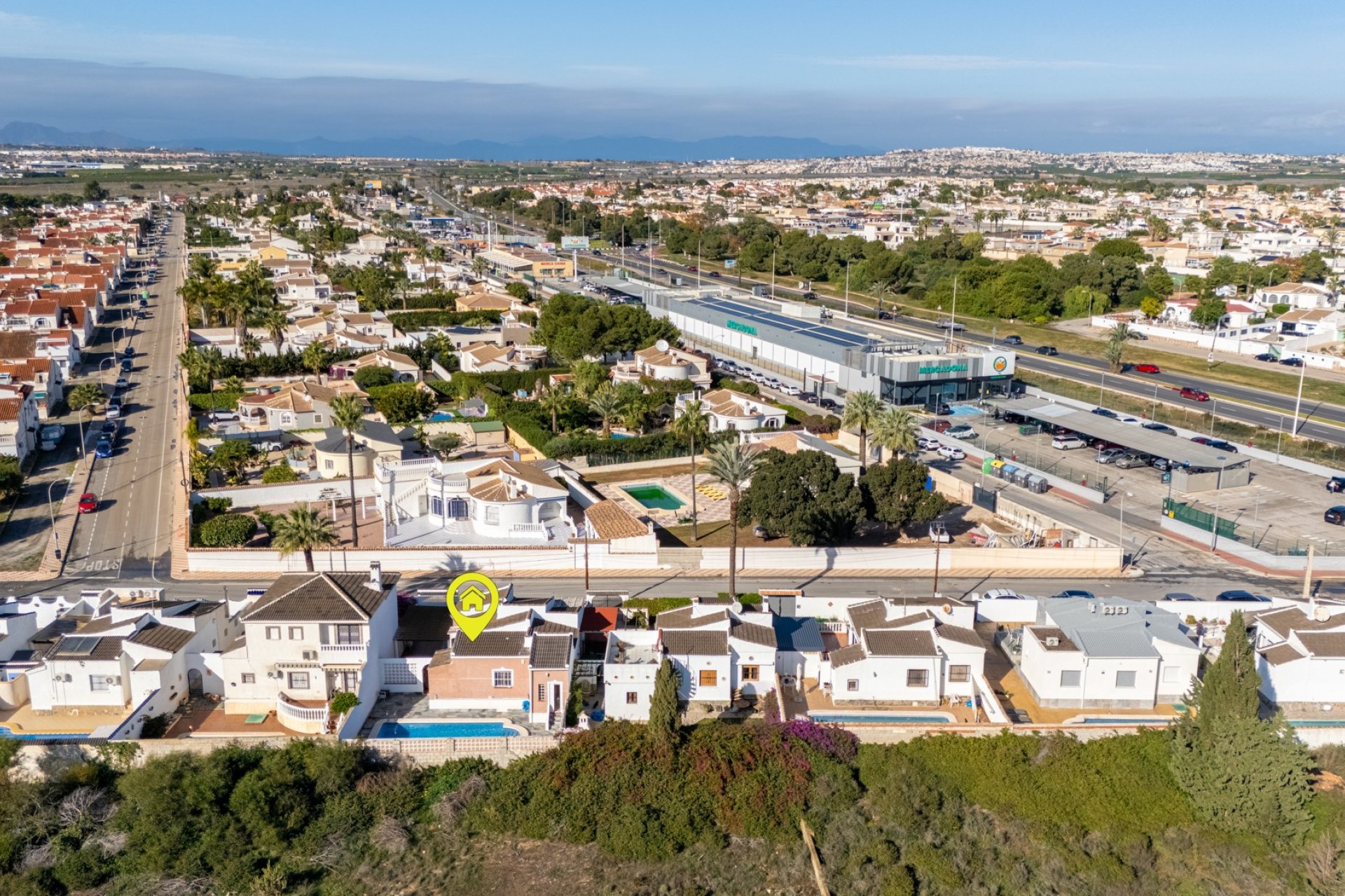 Resale - Villa -
Torrevieja - Costa Blanca