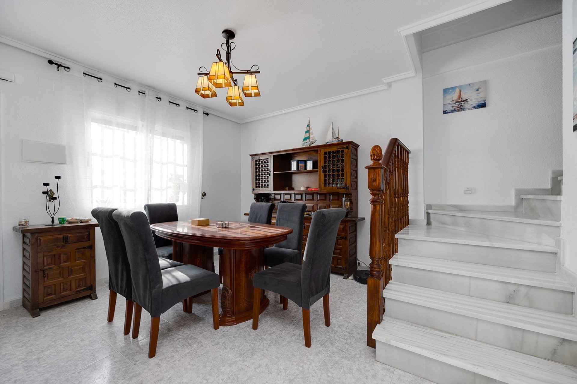 Resale - Villa -
Torrevieja - Costa Blanca