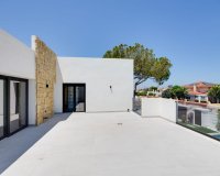 Resale - Villa -
Torrevieja - Costa Blanca