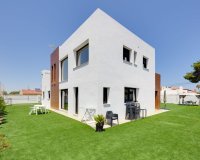 Resale - Villa -
Torrevieja - Costa Blanca