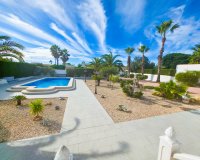Resale - Villa -
Torrevieja - Costa Blanca