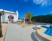 Resale - Villa -
Torrevieja - Costa Blanca