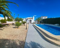 Resale - Villa -
Torrevieja - Costa Blanca