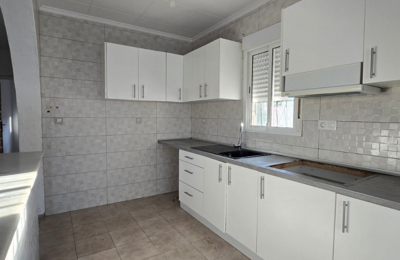 Resale - Villa -
Torrevieja - Costa Blanca