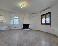 Resale - Villa -
Torrevieja - Costa Blanca