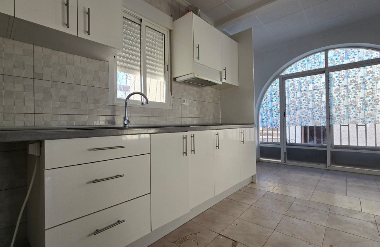 Resale - Villa -
Torrevieja - Costa Blanca