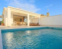 Resale - Villa -
Torrevieja - Costa Blanca