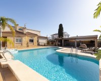 Resale - Villa -
Torrevieja - Costa Blanca